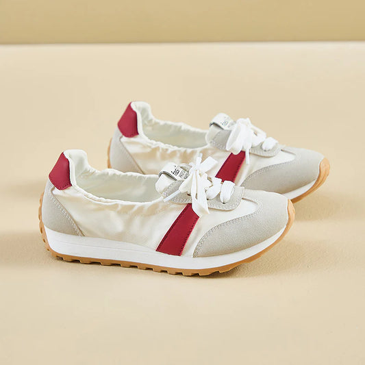 Yumuşak Tabanlı, Esnek ve Şık: Günlük Kullanıma Uygun Ortopedik Sneaker