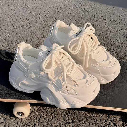 Yumuşak Tabanlı, Ayağınızı Yormayan Spor Ayakkabılar